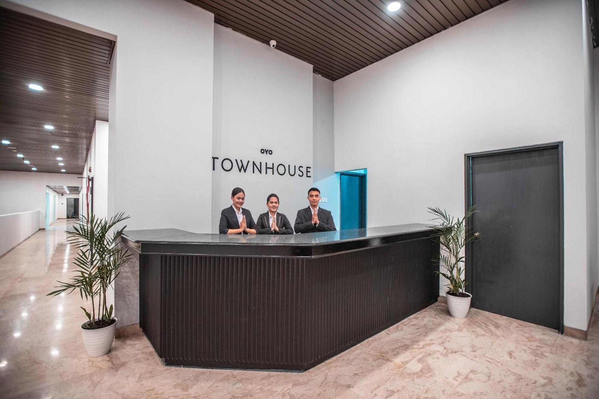 Super Oyo Townhouse 1 Hotel Salemba Джакарта Екстер'єр фото