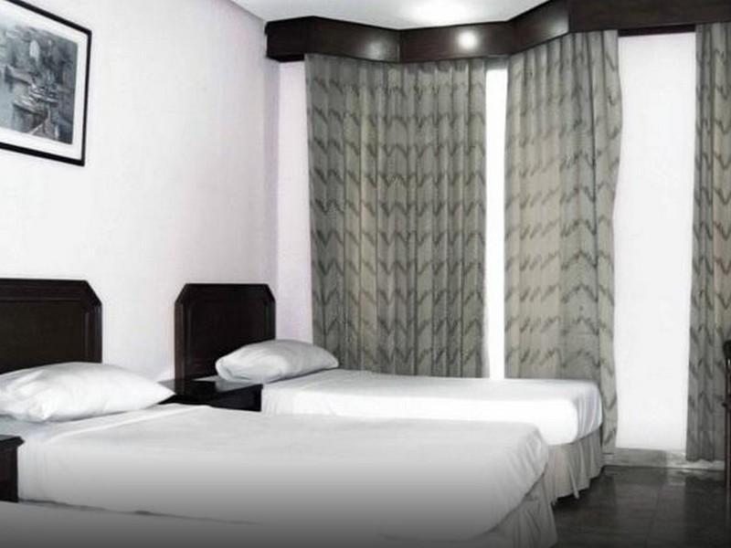 Super Oyo Townhouse 1 Hotel Salemba Джакарта Екстер'єр фото
